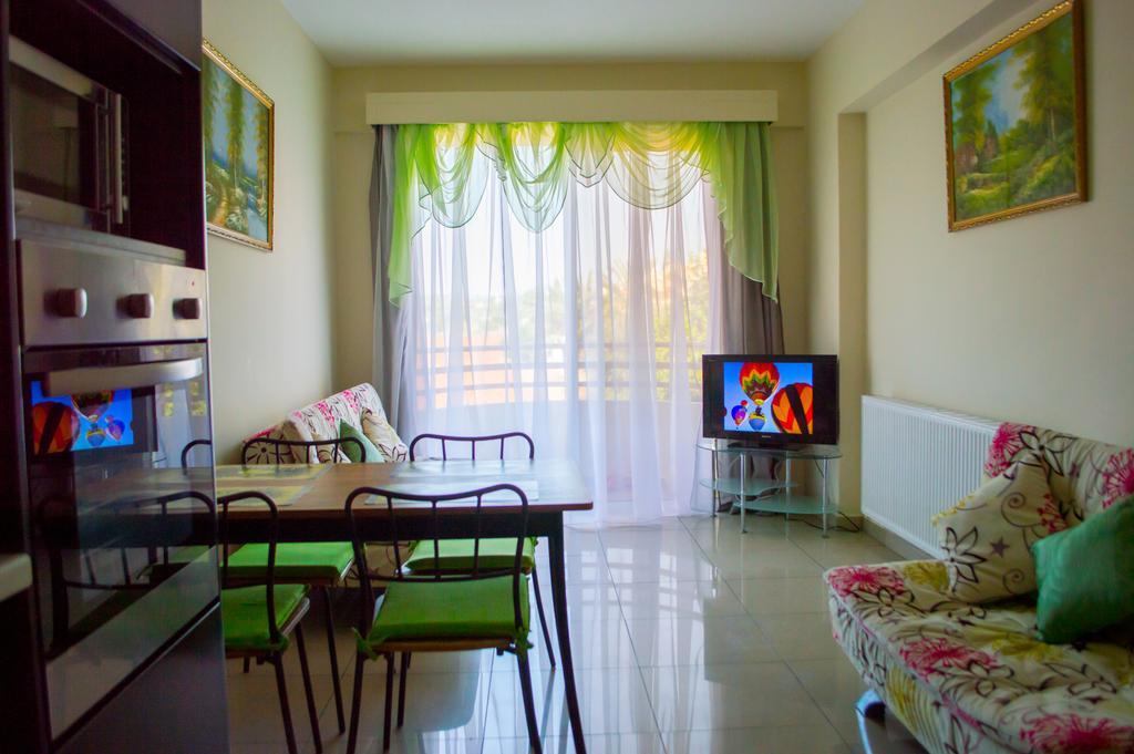Apartment Nearby Golden Coast Protaras Dış mekan fotoğraf